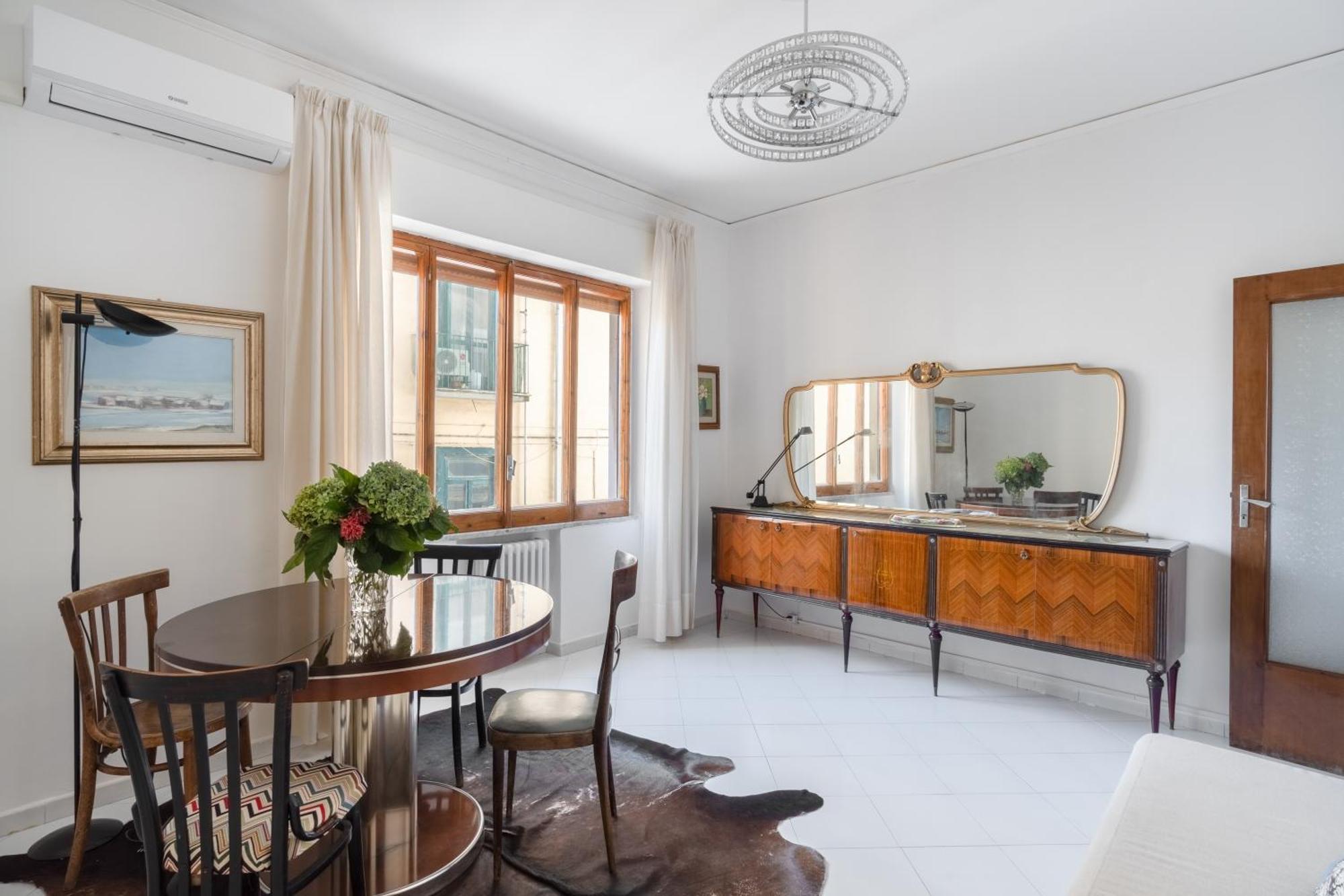 Casa Vacanza Angelina Via Mercanti Centro Storico Salerno Exteriör bild